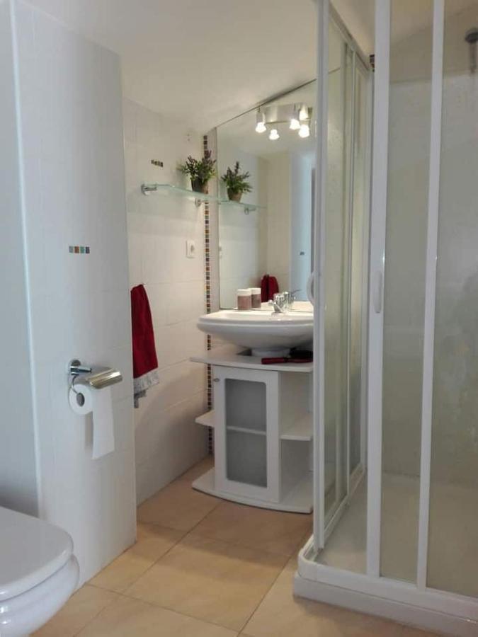 Apartament Catalunya, moderno, céntrico y Parking L' Escala Exterior foto